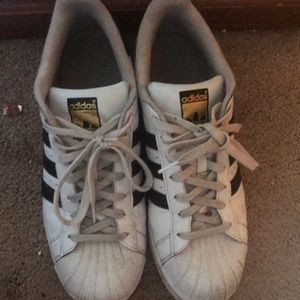 !MENS SIZE 11 ADIDAS SUPERSTARS!